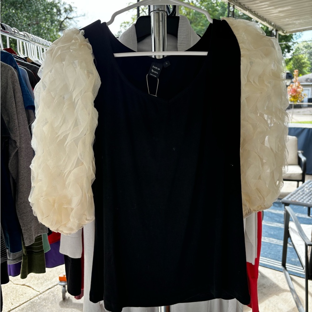 SHEIN Puff-Sleeve Top (NWT)